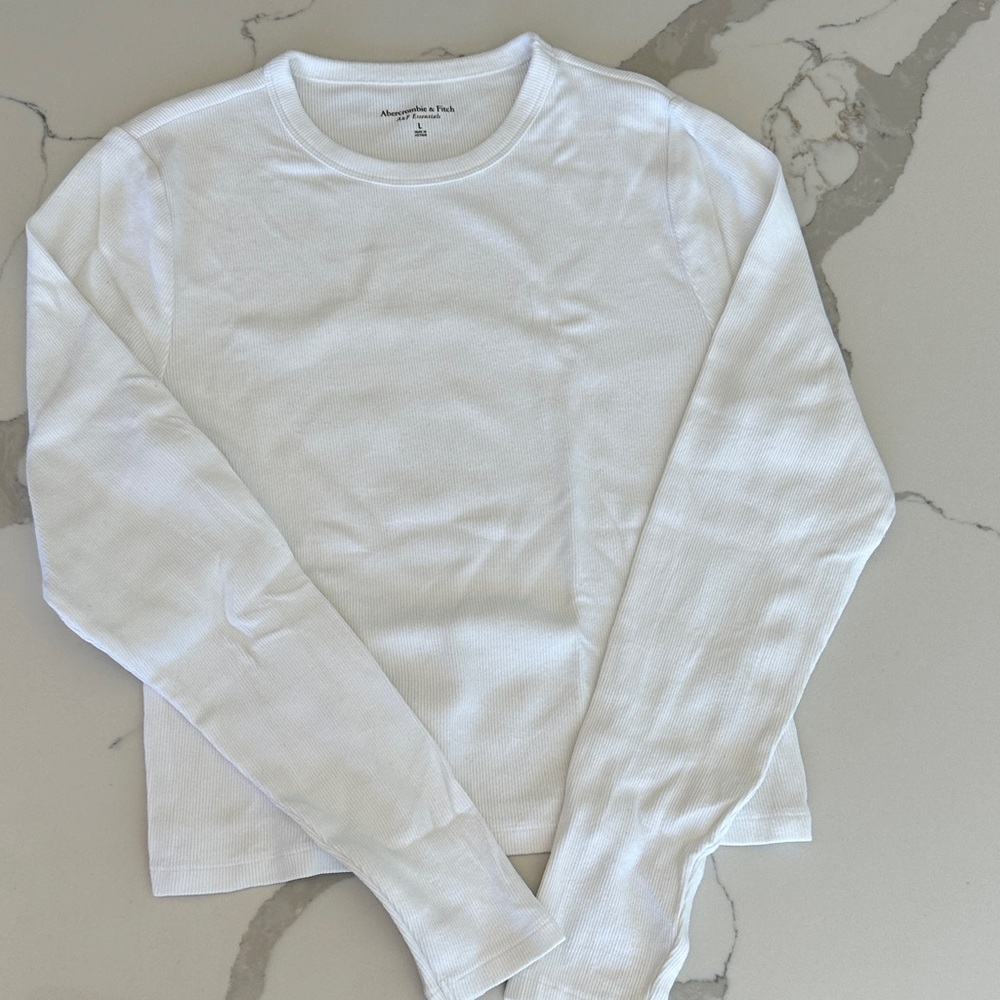 Abercrombie & Fitch White Long Sleeve Tee